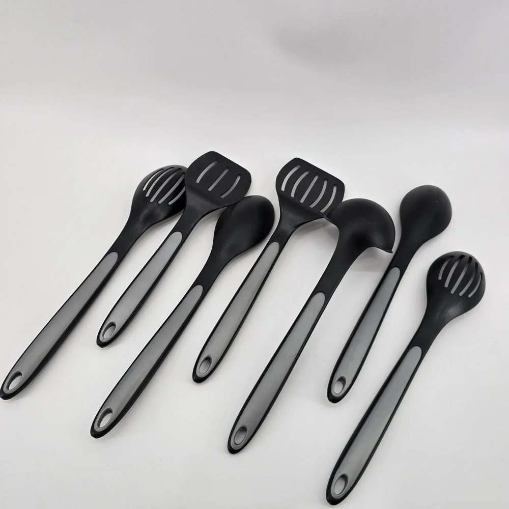 Calphalon Kitchen Utensil 7 Piece Nylon Non-Stick Black Grey